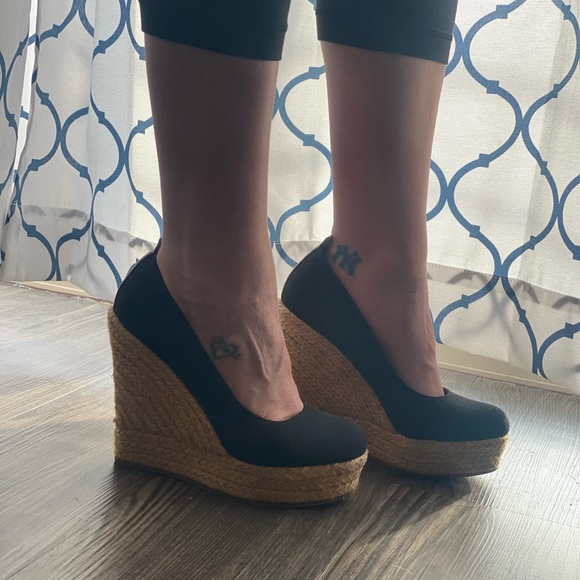 ALDO Wedges - Picture 5 of 11
